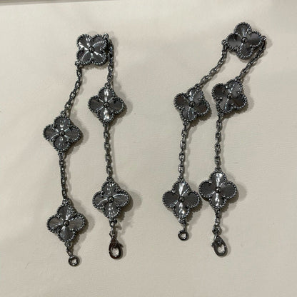 [Echo Fine ]CLOVER 5 MOTIF BLACK BRACELET