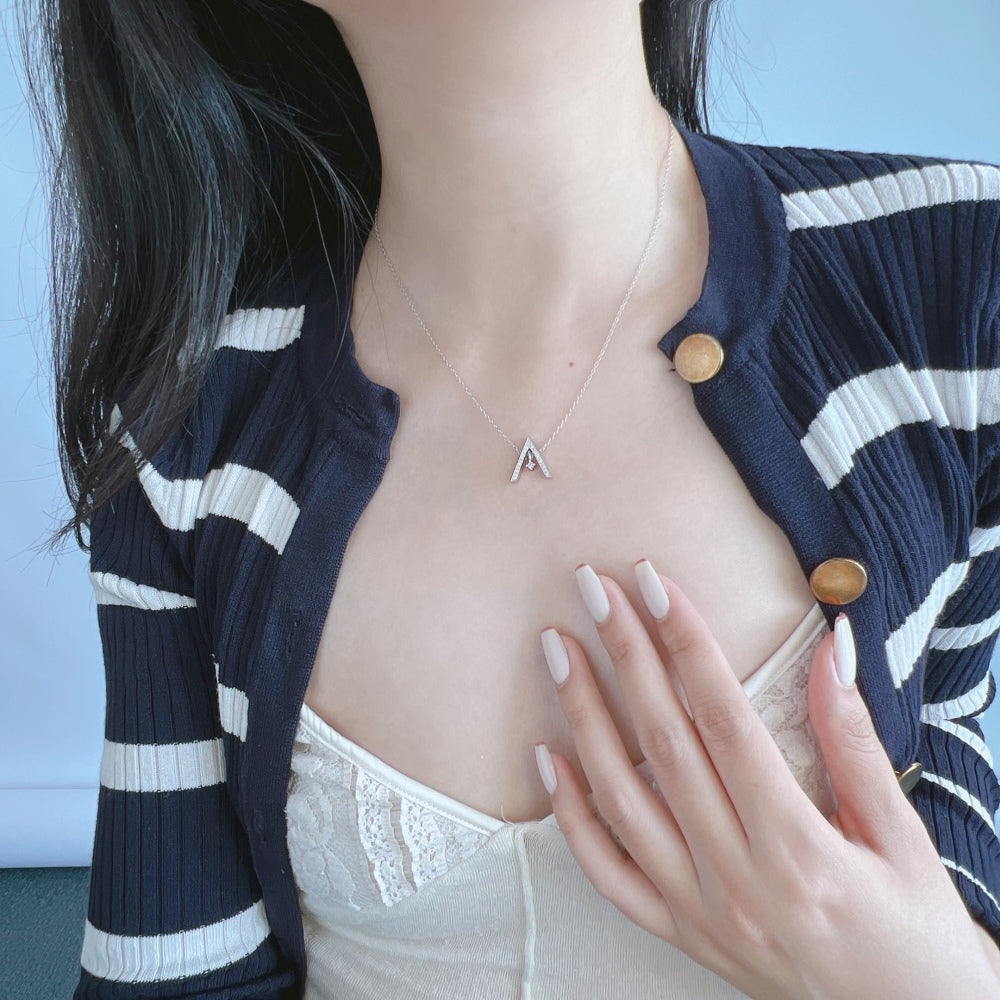 [Echo Fine ]Sparkling "A" Shape Necklace