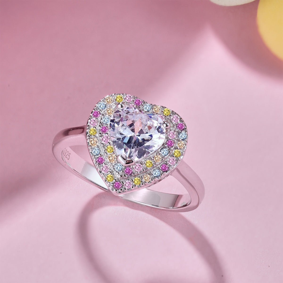 [Echo Fine ]Delicate Ebullient Heart Shape Wedding Ring