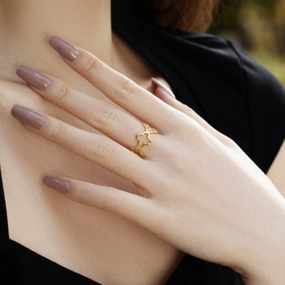 [Echo Fine ]Hollow Design Four-Leaf Clover Flower Shape Ring