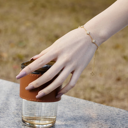 [Echo Fine ]Four-Leaf Clover Hollow Butterfly Bracelet