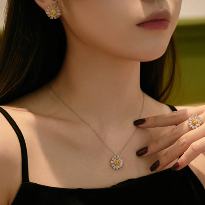 [Echo Fine ]Exquisite Daisy Necklace