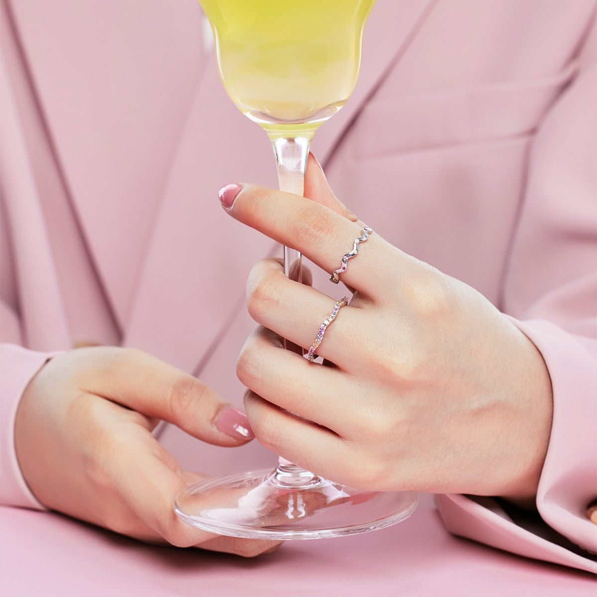 [Echo Fine ]Ornate Vibrant Round Cut Daily Ring