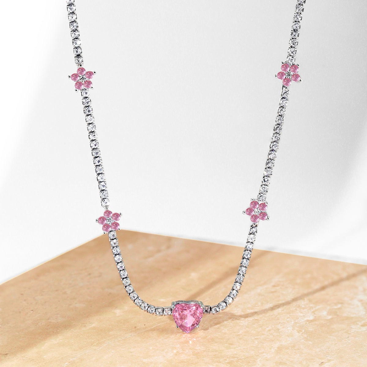 [Echo Fine ]Dazzling Pink Heart Flower Necklace