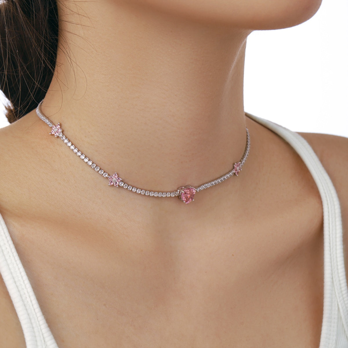 [Echo Fine ]Dazzling Pink Heart Flower Necklace