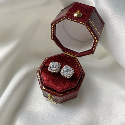 [Echo Fine ]Classic Round Center Stone Stud Earrings