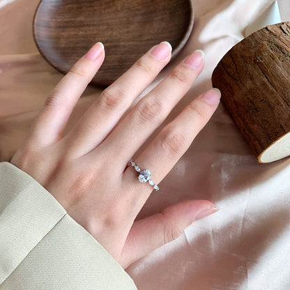 [Echo Fine ]0.75 Carat Luxurious Vibrant Elongated Cushion Cut Daily Ring