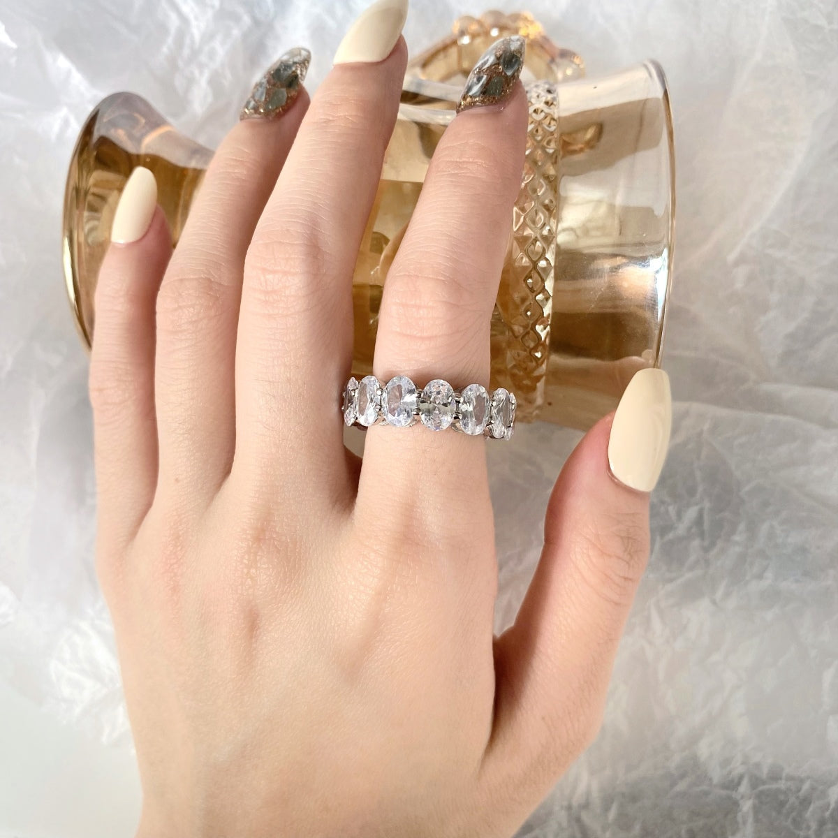 [Echo Fine ]Dainty Elongated Cushion Cut Tennis Ring