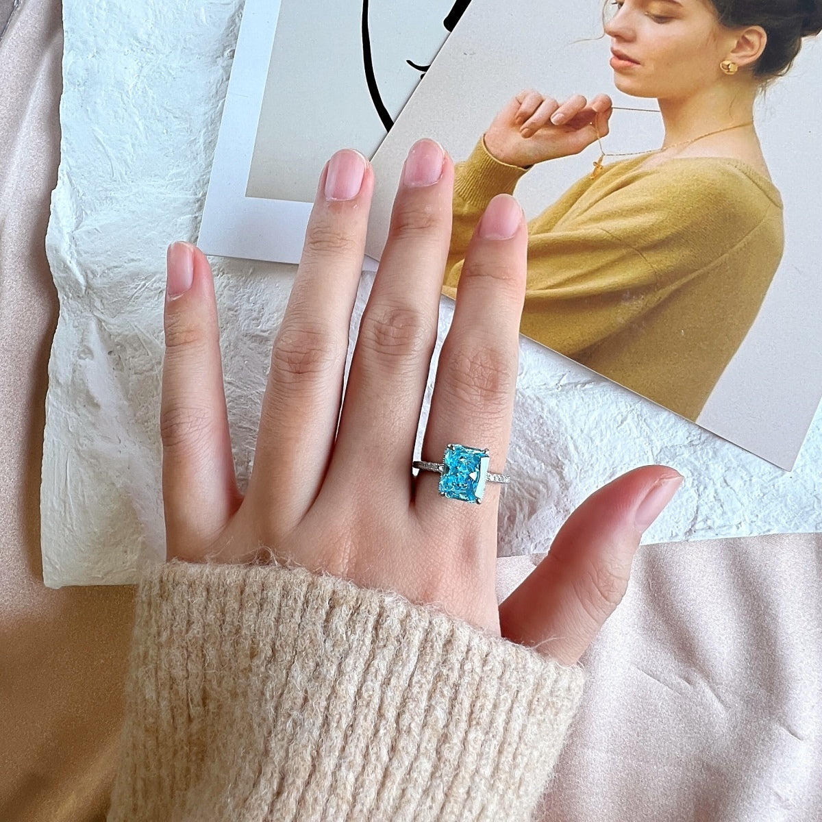 [Echo Fine ]4.0 Carat Luxurious Engagement Ring