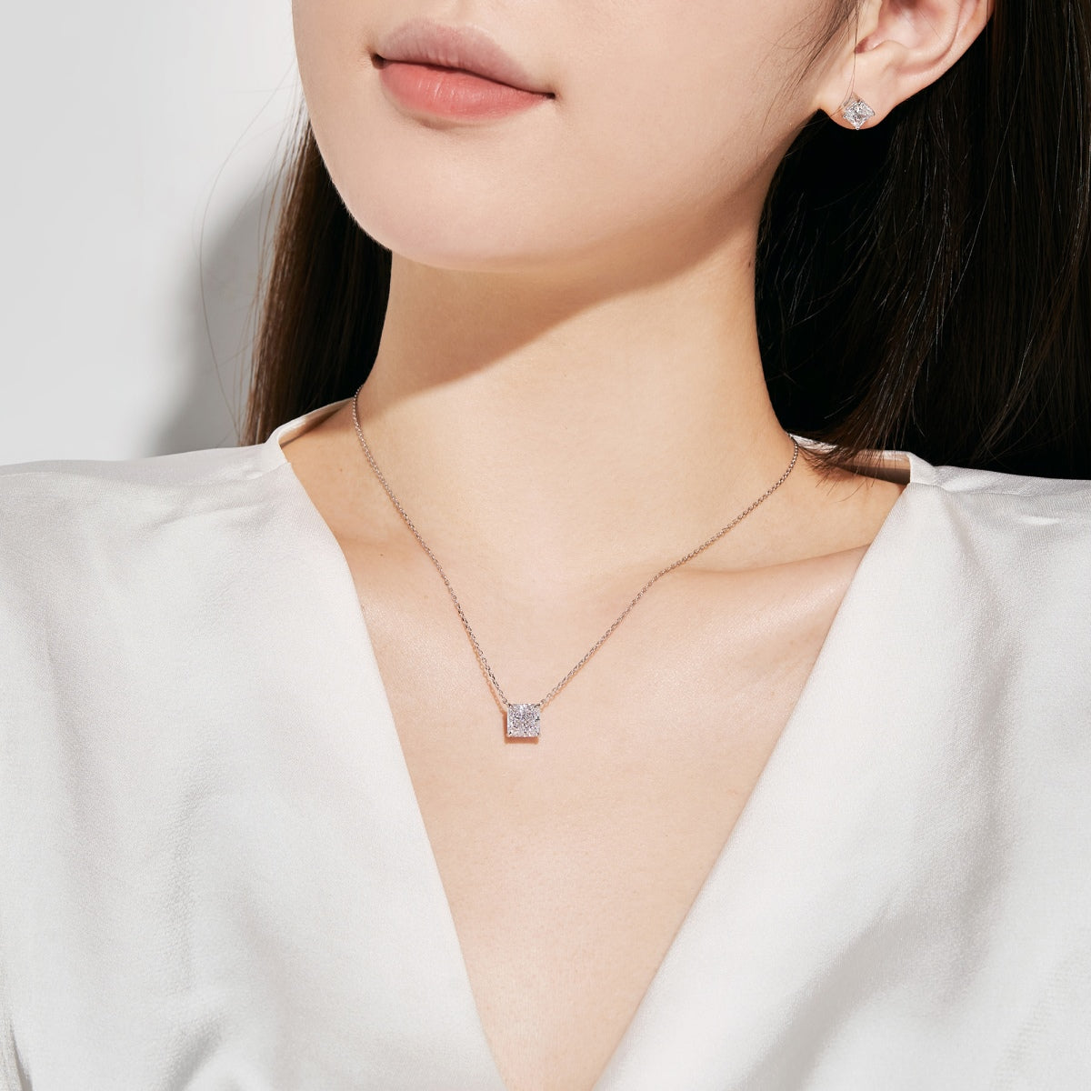[Echo Fine ]1.0 Carat Radiant Princess Cut Wedding Earrings