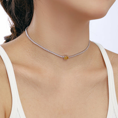 [Echo Fine ]1.0 Carat Shining Oval Cut Necklace