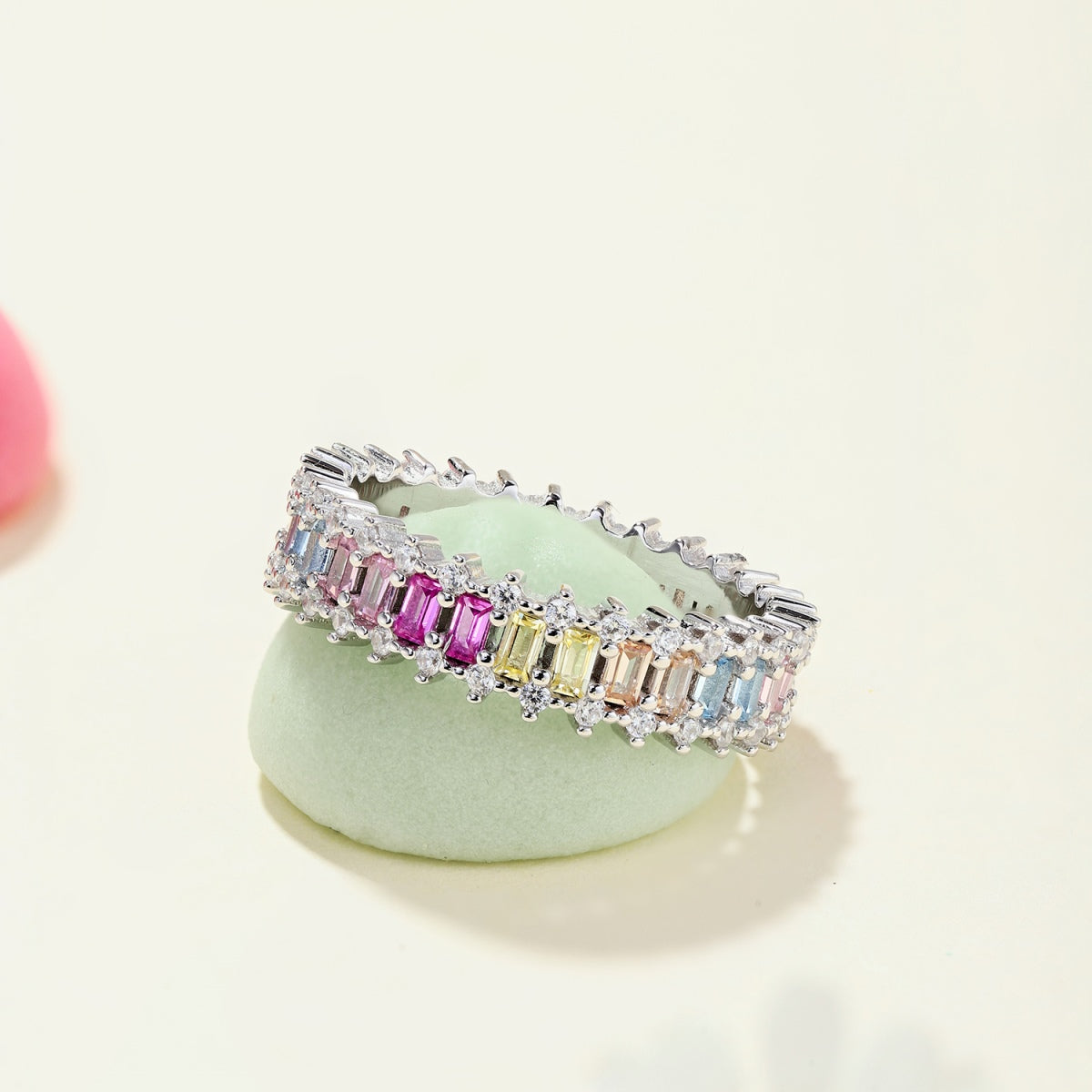 [Echo Fine ]Splashy Ornate Emerald Cut Cocktail Ring