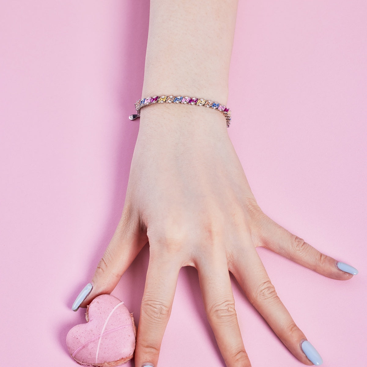 [Echo Fine ]Ornate Sparkling Multi Cut Party Bracelet