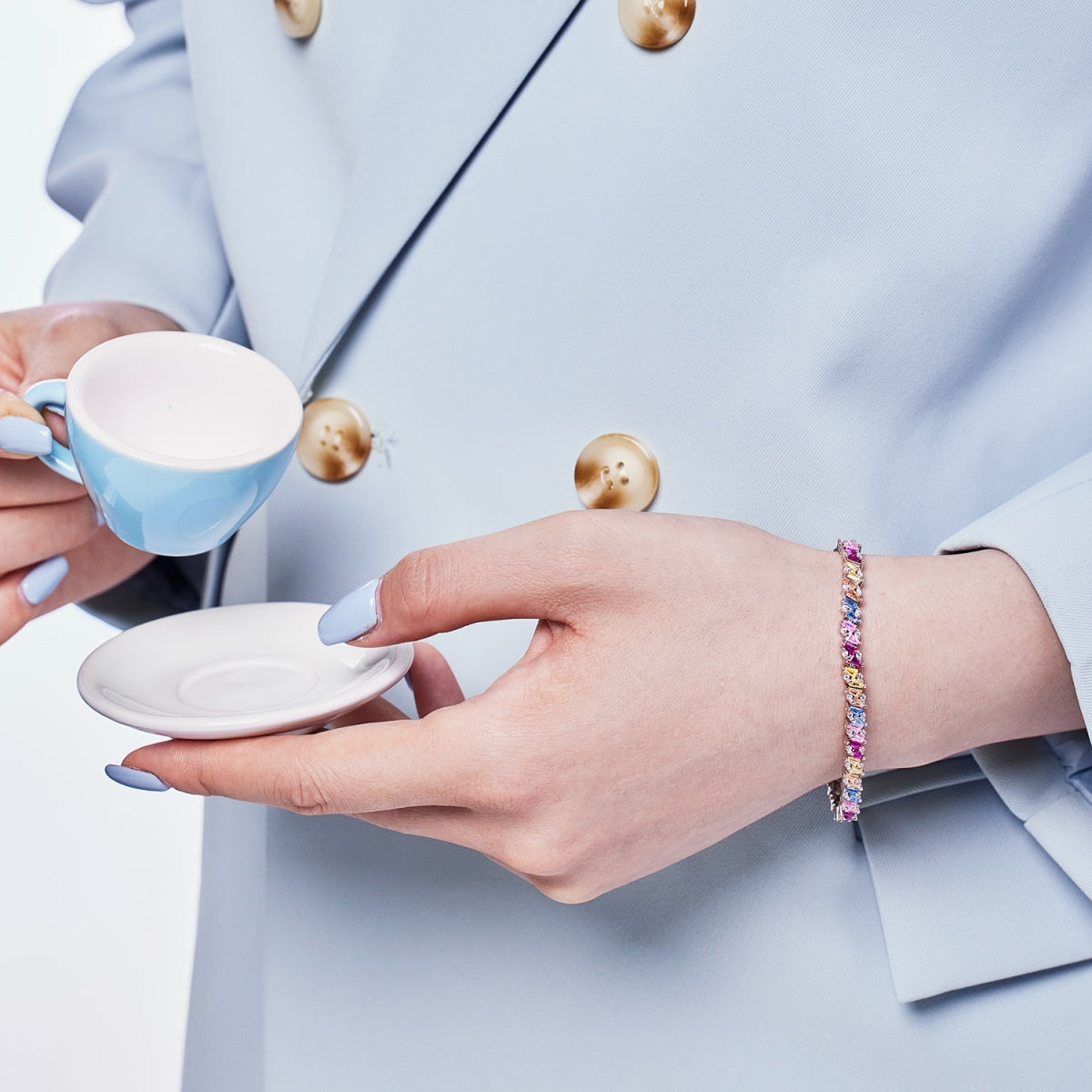[Echo Fine ]Ornate Sparkling Multi Cut Party Bracelet