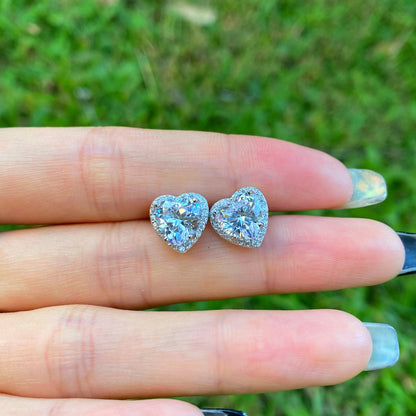 [Echo Fine ]Sparkling Heart Shape Lover Earrings
