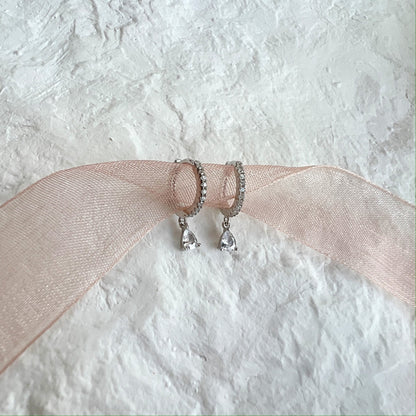 [Echo Fine ]Luxurious Geometric Drop Earrings