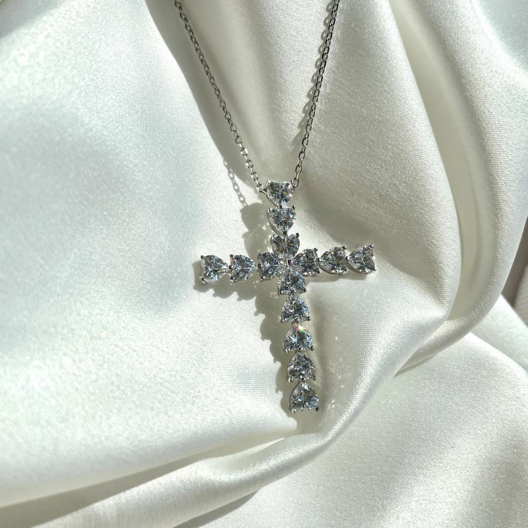 [Echo Fine ]Radiant Cross Shape Necklace