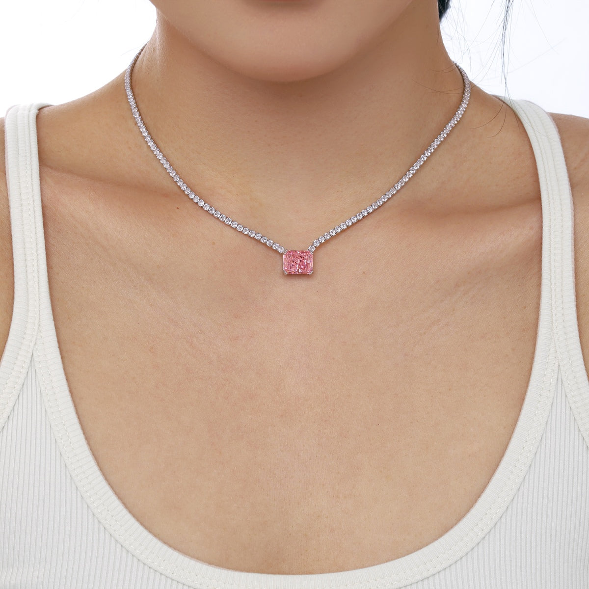 [Echo Fine ]4.0 Carat Elegant Radiant Cut Necklace