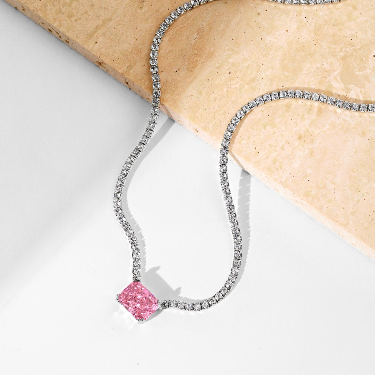 [Echo Fine ]4.0 Carat Elegant Radiant Cut Necklace