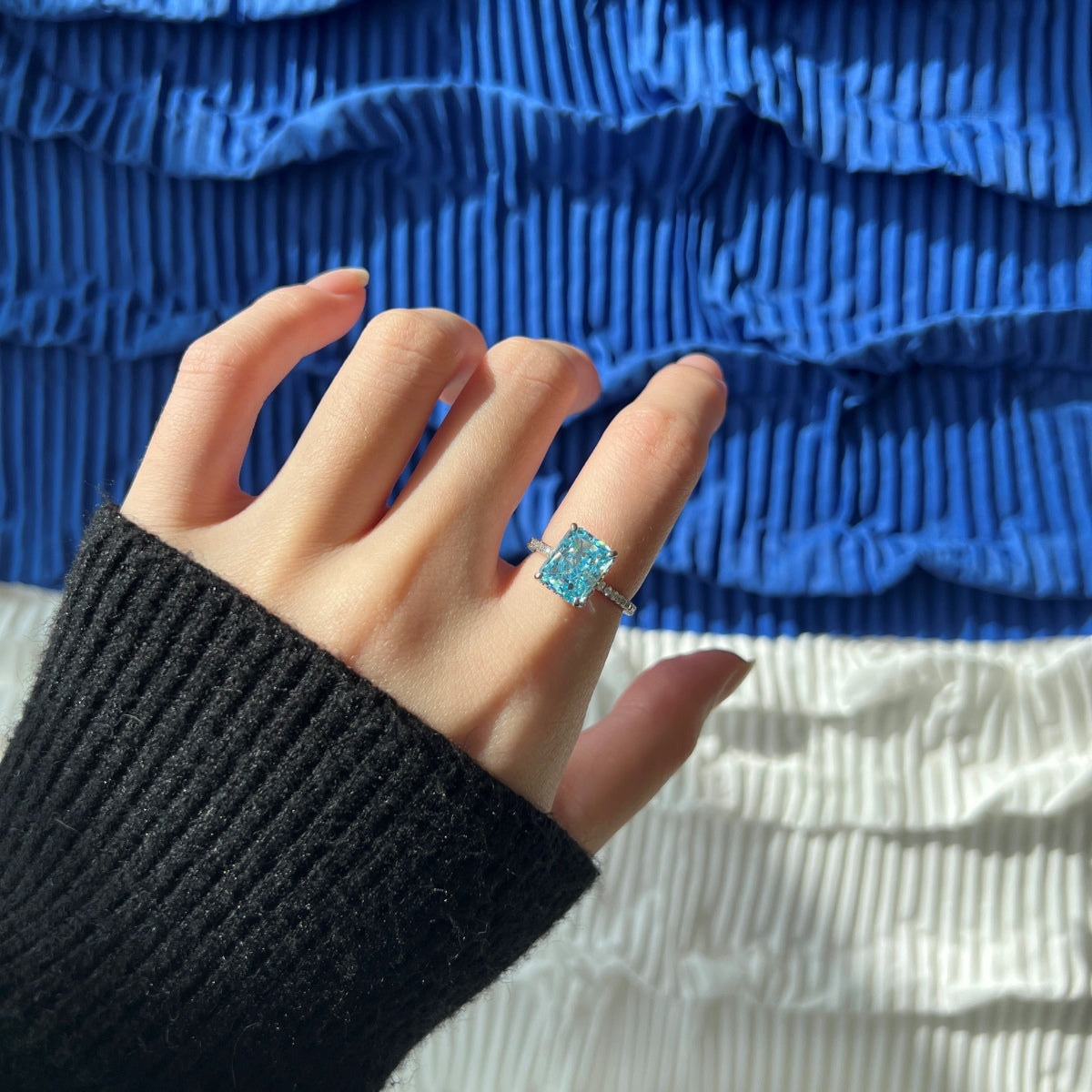 [Echo Fine ]4.0 Carat Luxurious Engagement Ring