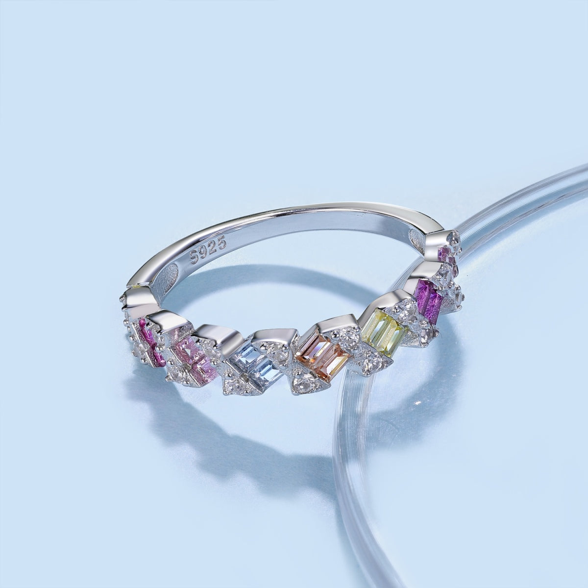 [Echo Fine ]Delicate Vibrant Emerald Cut Daily Ring