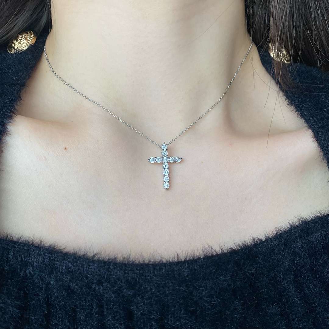 [Echo Fine ]Unique Cross Shape Necklace