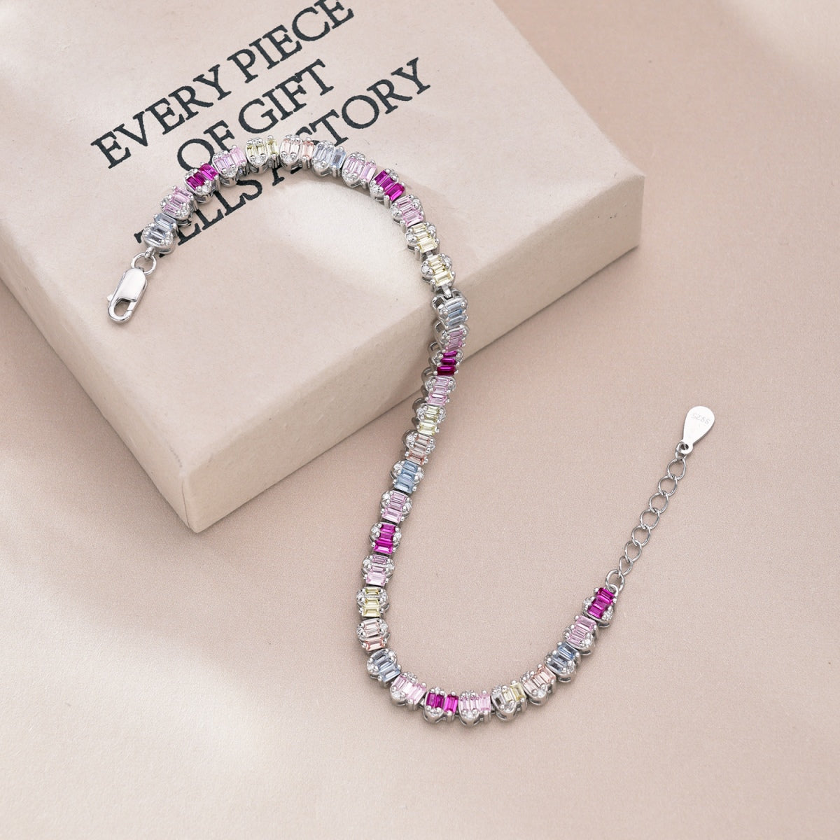 [Echo Fine ]Delicate Colorful Emerald Cut Party Bracelet