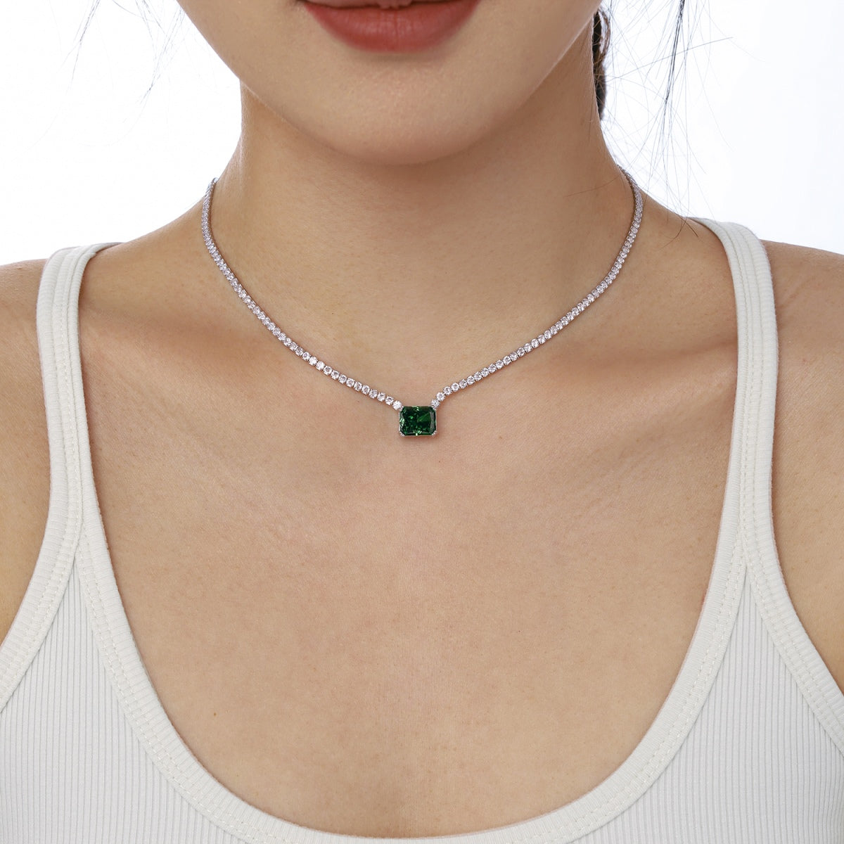 [Echo Fine ]4.0 Carat Elegant Radiant Cut Necklace