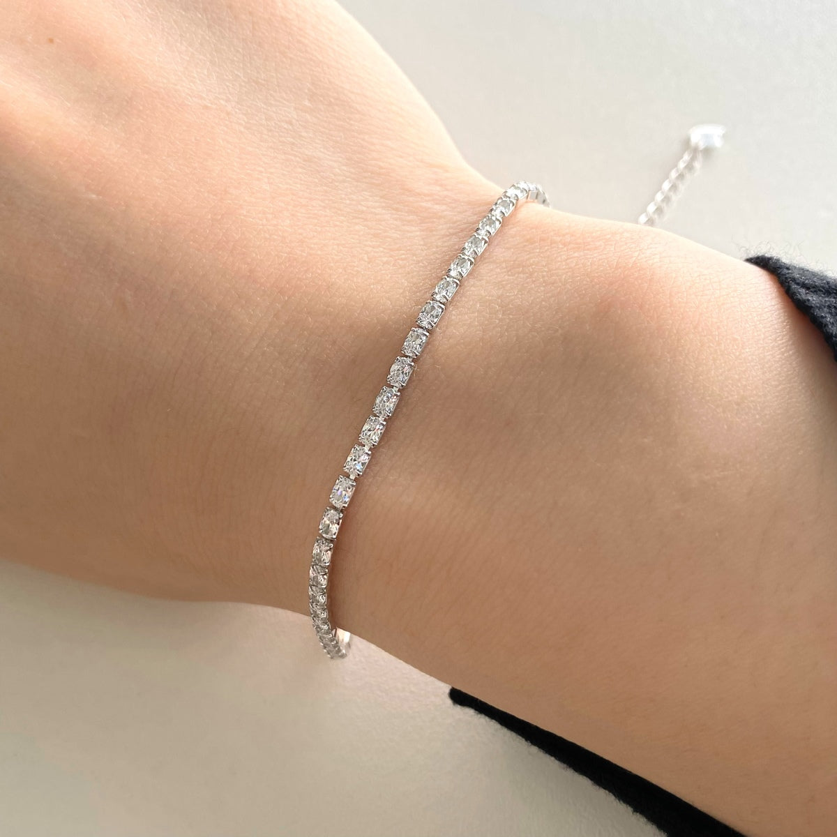 [Echo Fine ]Elegant Emerald Cut Daily Bracelet