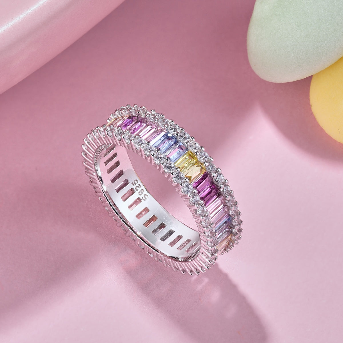 [Echo Fine ]Dainty Kaleidoscopic Emerald Cut Daily Ring