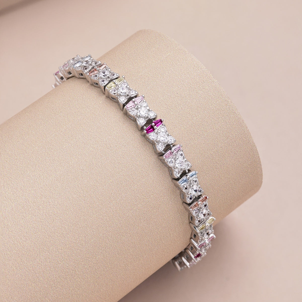 [Echo Fine ]Unique Colorful Flower Shape Daily Bracelet