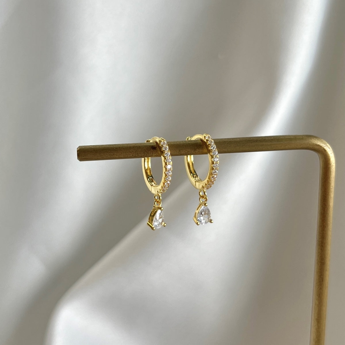 [Echo Fine ]Luxurious Geometric Drop Earrings