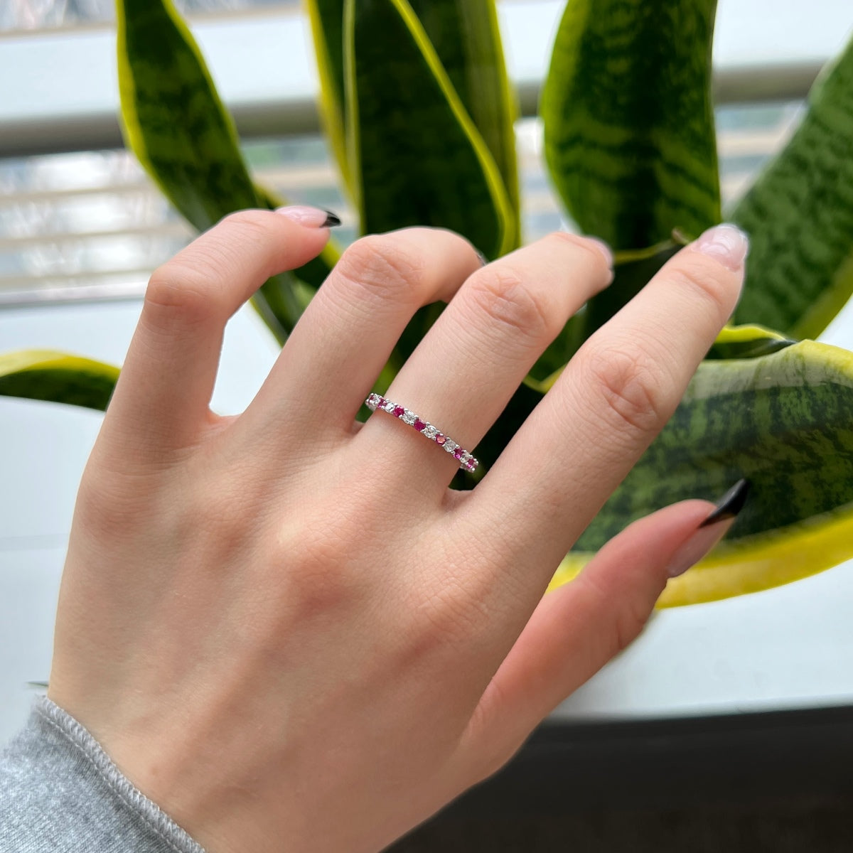 [Echo Fine ]Exquisite Colorful Round Cut Tennis Ring