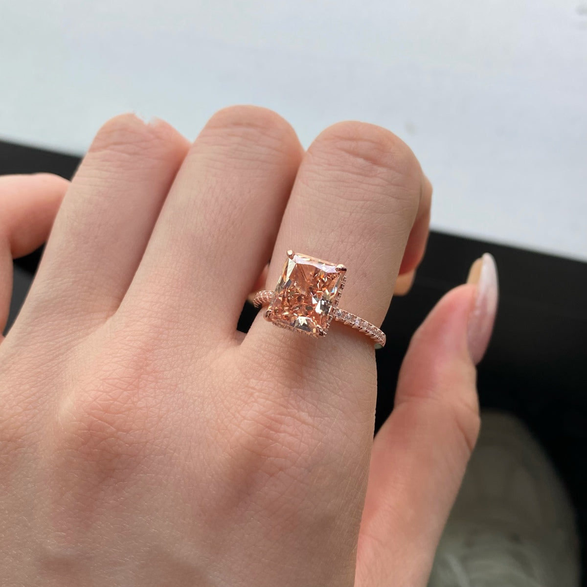 [Echo Fine ]4.0 Carat Luxurious Engagement Ring