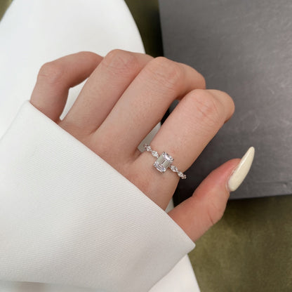 [Echo Fine ]1.0 Carat Dainty Resplendent Radiant Cut Daily Ring