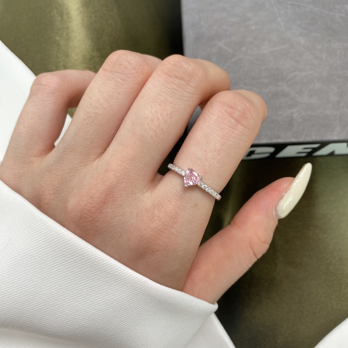[Echo Fine ]0.5 Carat CaratEternity Charming Heart Shape Lover Ring