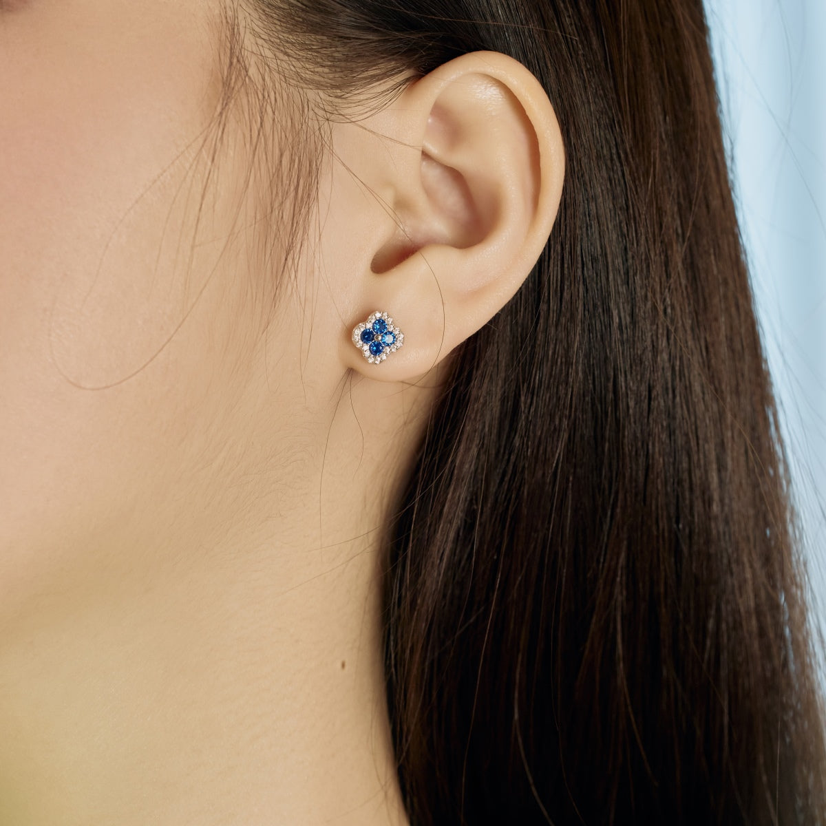 [Echo Fine ]Four-Leaf Clover Flower Shaped Earrings