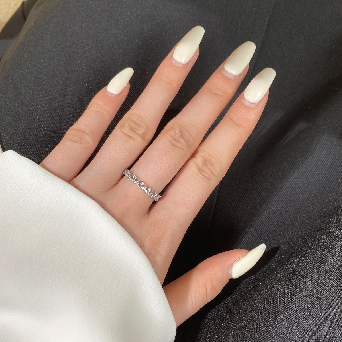 [Echo Fine ]Elegant Resplendent Round Shape Party Ring