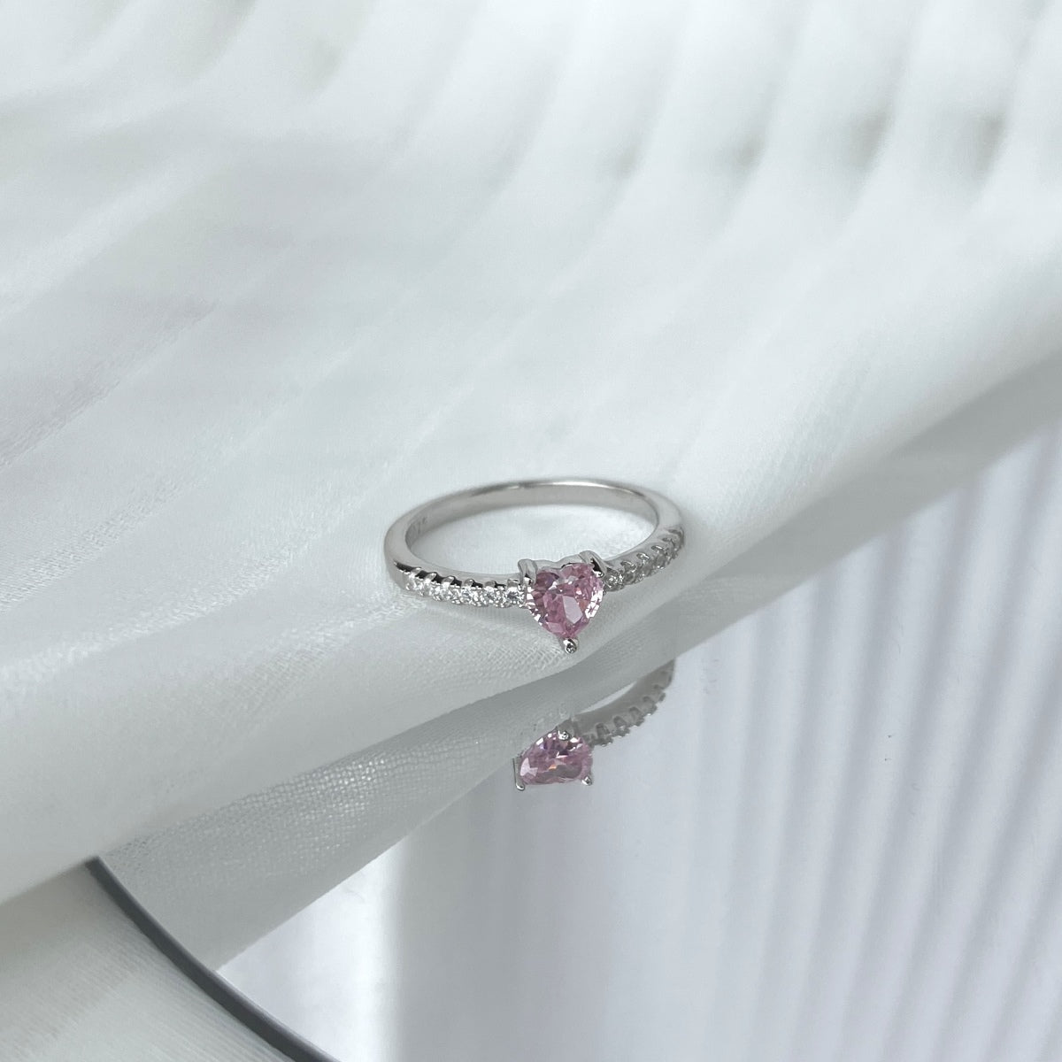 [Echo Fine ]0.5 Carat CaratEternity Charming Heart Shape Lover Ring