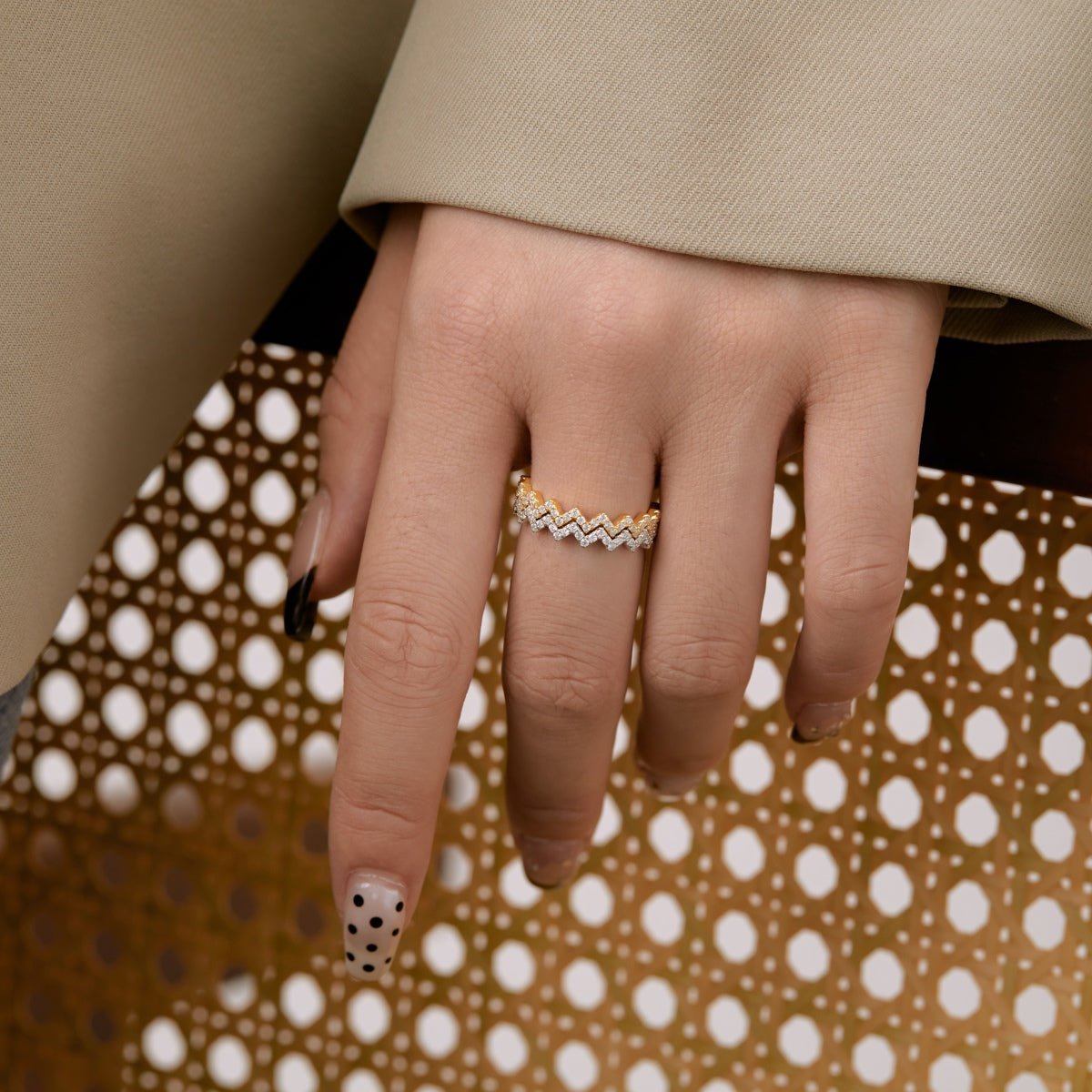 [Echo Fine ]Delicate Enchanting Wave Shape Daily Ring