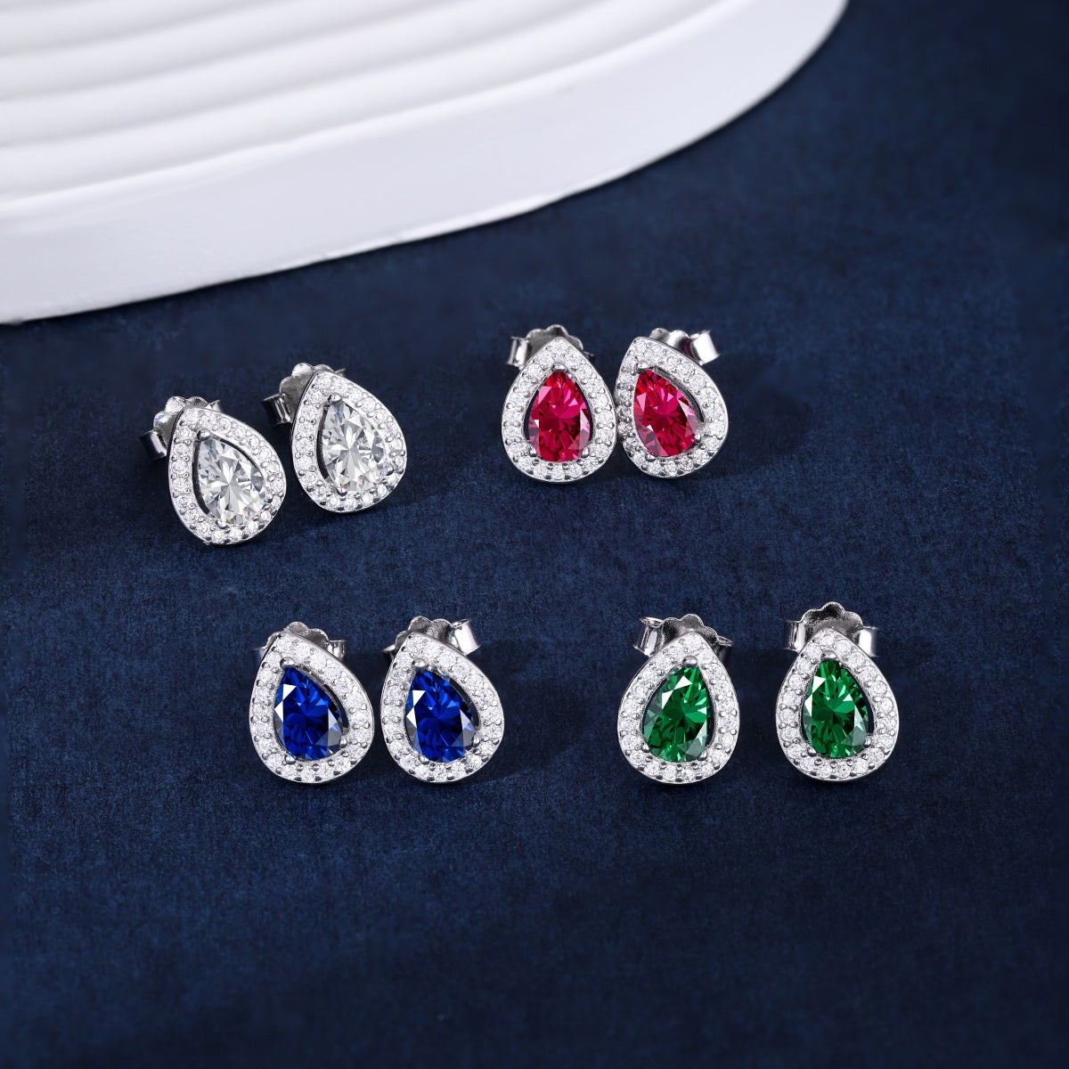 [Echo Fine ]Luxurious Water Drop Shape Earrings