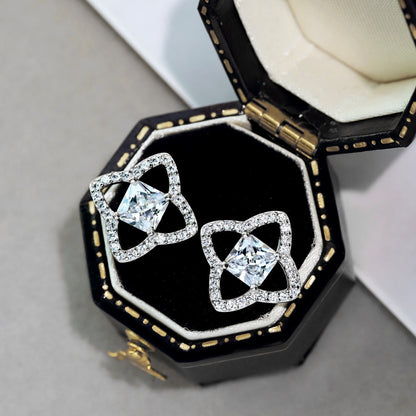 [Echo Fine ]Elegant Star Shape Princess Cut Daily Earrings