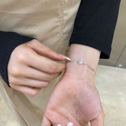 [Echo Fine ]Dazzling Round Cut Shape Bracelet