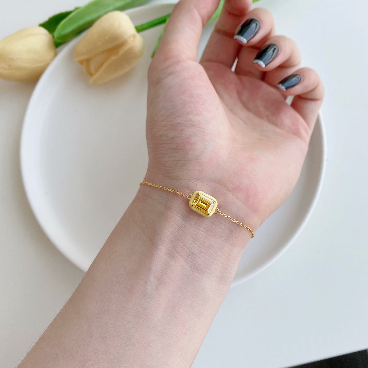 [Echo Fine ]2.0 Carat Sparkling Colorful Emerald Cut Daily Bracelet