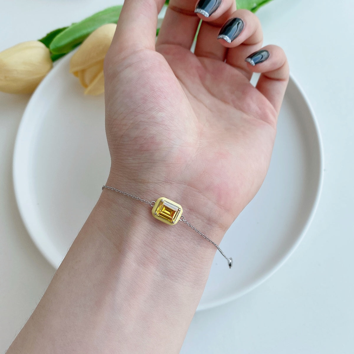 [Echo Fine ]2.0 Carat Sparkling Colorful Emerald Cut Daily Bracelet