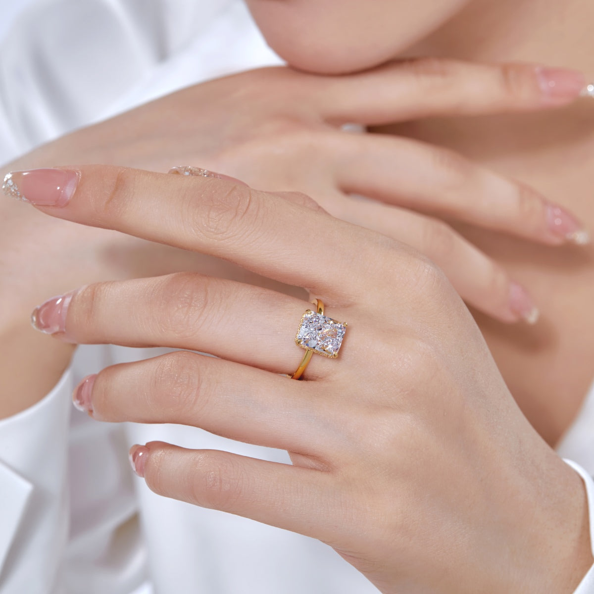 [Echo Fine ]4.0 Carat Ornate Enchanting Radiand Cut Banquet Ring