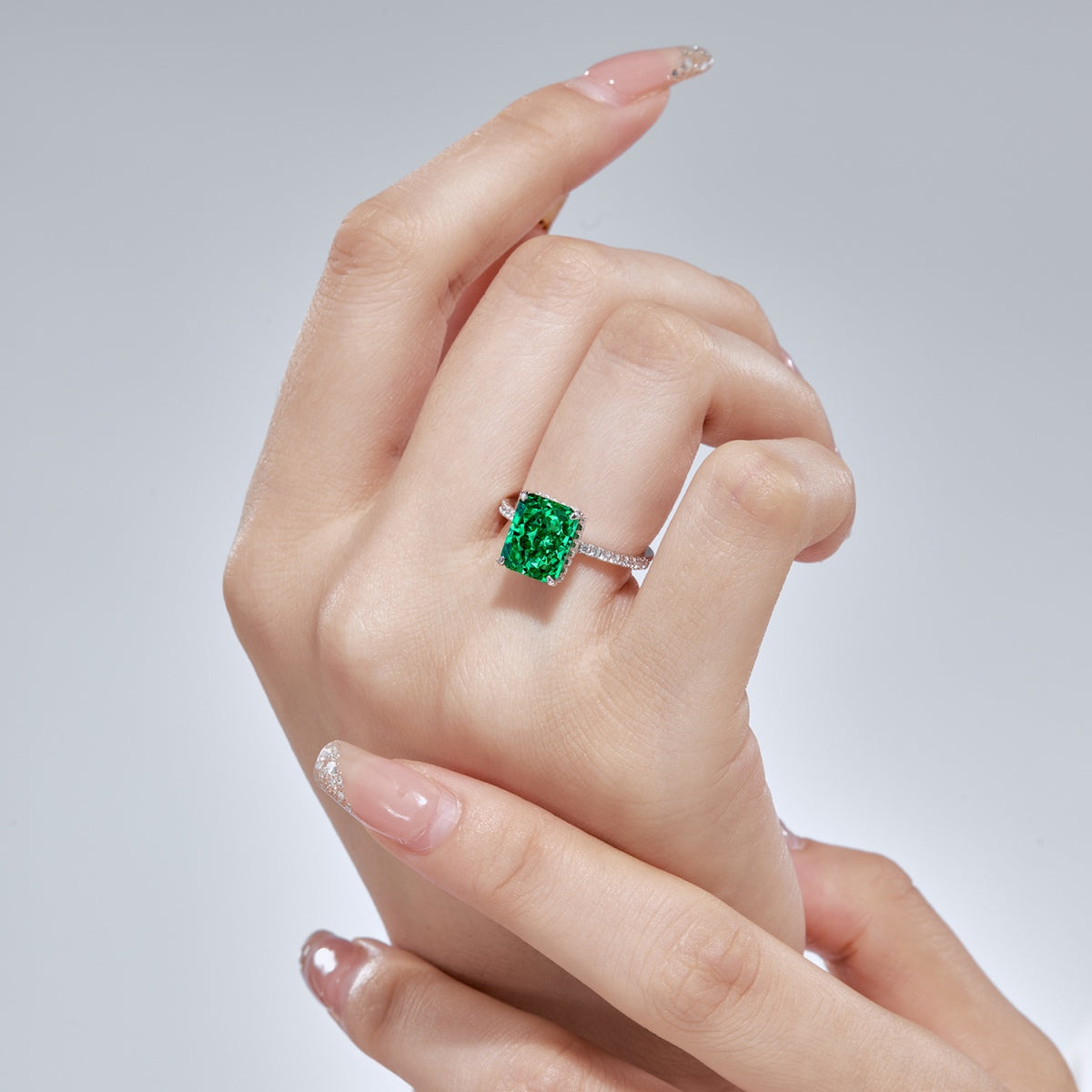 [Echo Fine ]4.0 Carat Luxurious Engagement Ring