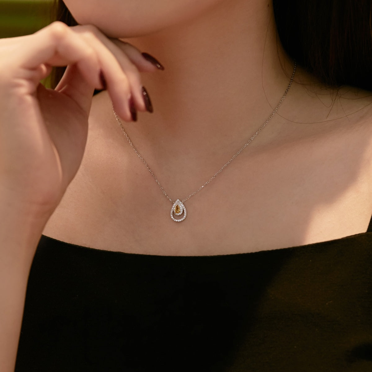 [Echo Fine ]Sparkling Pear Cut Necklace