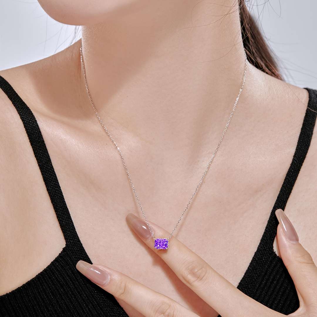 [Echo Fine ]Luxurious Square Shape Colorful Necalack