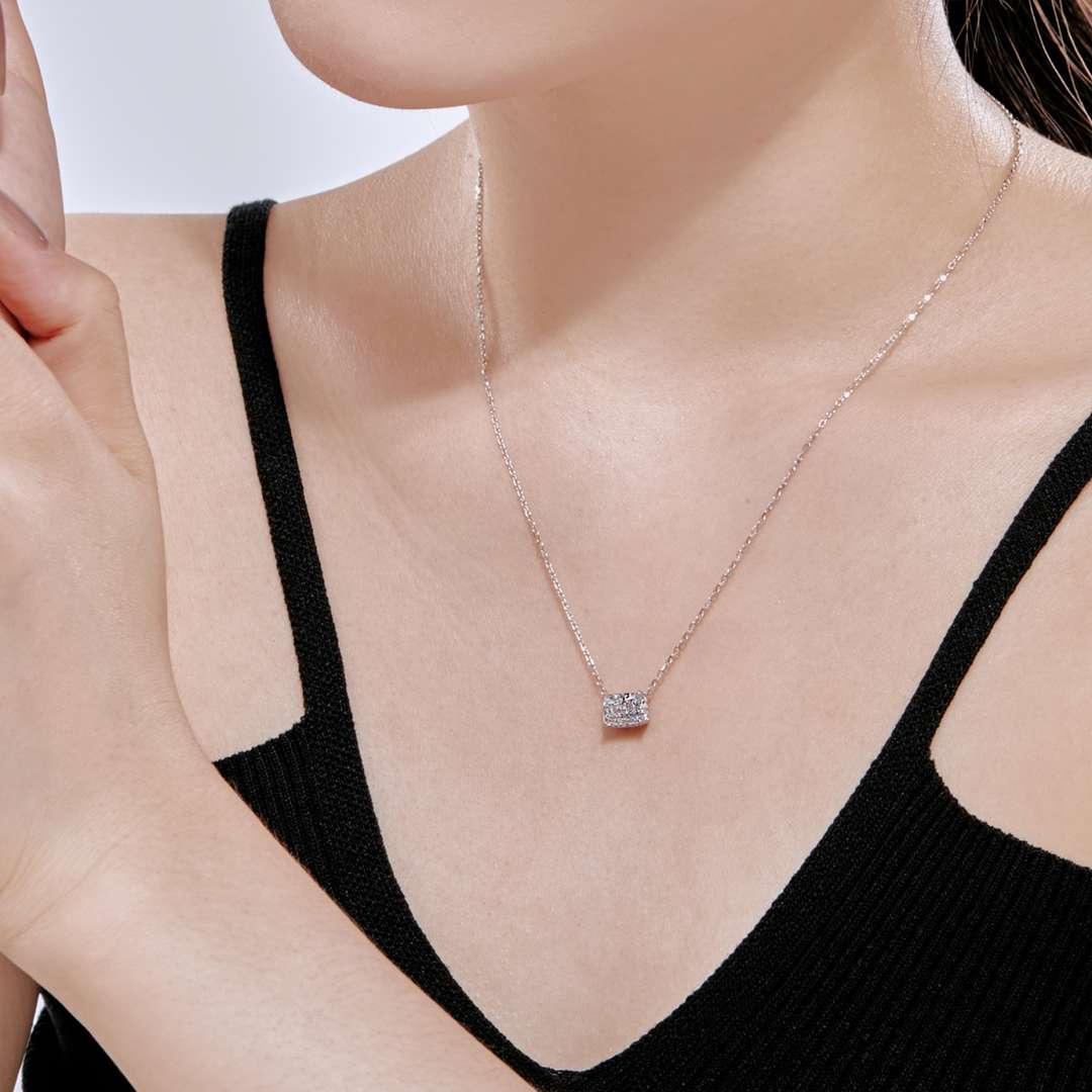 [Echo Fine ]Luxurious Square Shape Colorful Necalack